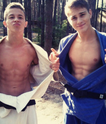 He’s so good twink gay tube 60b4aea957276.jpg