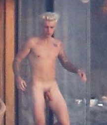 Justin Bieber Naked 56be25afbaa70.jpg