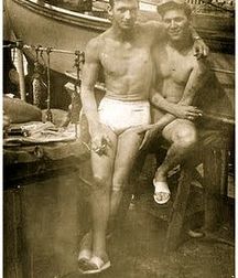 Vintage gay 57dae644ddc1b.jpg
