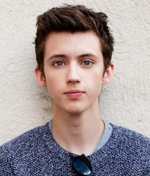 TROYE SIVAN including 'almost full frontal nude' photo 57dd7a234ca2e.jpg