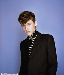 TROYE SIVAN including 'almost full frontal nude' photo 57dd7a2adc230.jpg