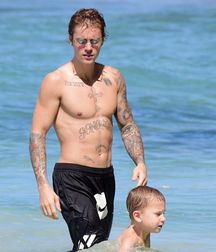 Justin Bieber in Barbados 58657f1d9942c.jpg