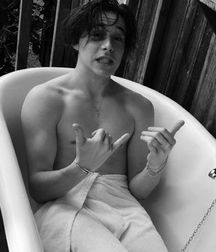 Brooklyn Beckham 589bb7d760c71.jpg
