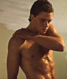 Jonny Weston 58bde4451bc07.jpeg