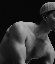 Jonny Weston 58bde450e2af7.jpeg
