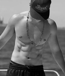 Austin Mahone 58c2f4c4971de.jpeg