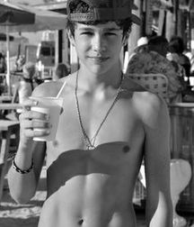 Austin Mahone 58c2f4c857c53.jpeg