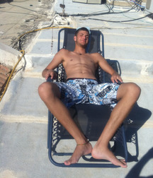 Guys Feet 57c26ef833423.jpg