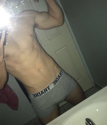 Uploaded by:cheezborg91 5d71bf29db308.jpeg