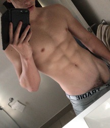 Uploaded by:cheezborg91 5d71bf89f131c.jpeg