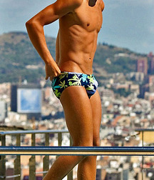 Swimmer Boys 571010b2dc837.jpg