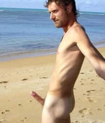 Guys On Nude Beach 57310e6f9924e.jpg