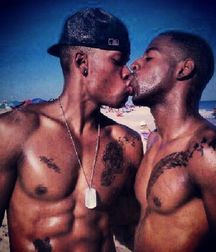 Kisses 574ccae45ed50.jpg