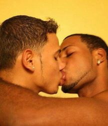 Kisses 574ccae623b9a.jpg