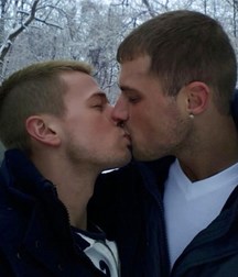 Kisses 574ccae98a6ff.jpg