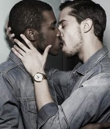 Kisses 574ccaf084b9d.jpg