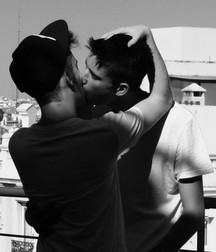 Kisses 574ccaf86edd6.jpg
