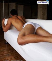 Bubble Butts 1 574e94066eede.jpg