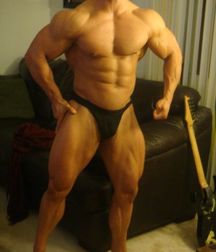 Well Built 4 574f907ac7275.jpg