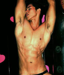 Asians with perfect innies 5768f70c7b12d.jpg