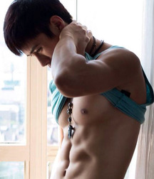 PERFECT INNIE NAVELS ON THE INTERNET 576f21a7e5c2f.jpg