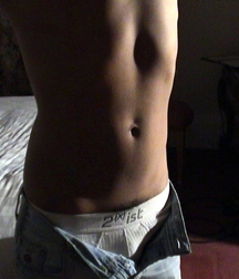 A PERFECT INNIE NAVEL 576f3ebc1eabd.jpg