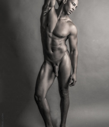BLACK MEN WITH PERFECT INNIE NAVELS 578081d771c1b.jpg