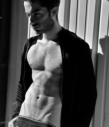MIDDLE EASTERN GUYS WITH PERFECT INNIE NAVELS 57835eb515e8f.jpg