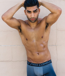 MIDDLE EASTERN GUYS WITH PERFECT INNIE NAVELS 57835eb78b6b6.jpg