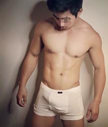 STUNNING INNIES ON THE INTERNET 5804c06e68b63.jpg