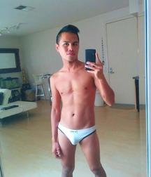 STUNNING INNIES ON THE INTERNET 5804c07747a2b.jpg