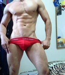 STUNNING INNIES ON THE INTERNET 5804c0798c483.jpg