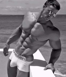 RIPPED GUYS WITH GORGEOUS INNIES 5826ec8add8a9.jpg