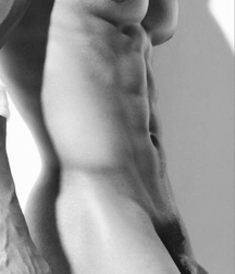MORE PERFECT INNIE NAVELS ON THE WEB 587616e5c6c89.jpg