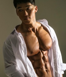 PERFECT ASIAN GUYS WITH STUNNING INNIES 58ef7a97a0212.jpg