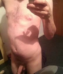 Guys from Grindr 595a6f1558448.jpg