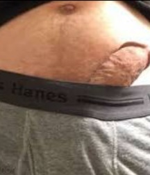 Guys from Grindr 595a6f2b0c88b.jpg