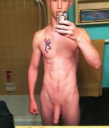 Guys from Grindr 595a6f32a1bdc.jpg