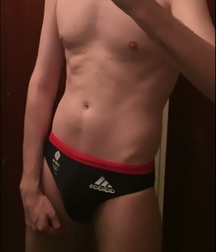 Guys from Grindr 595a6f34854cd.jpg