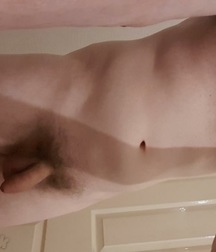 Guys from Grindr 595a6f412261b.jpg
