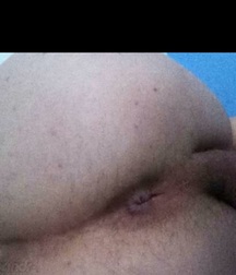 Guys from Grindr 595a6f499c092.jpg