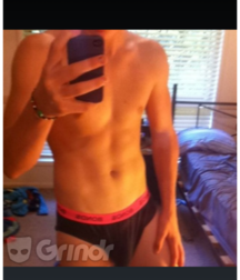 Guys from Grindr 595a6f5a0fb3b.png