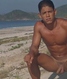 Brazilian Beauty Alex 579f85a101e1f.jpg