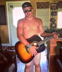 Guitar boys 58f74f895d3dc.jpg