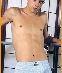 Simon 5972e3377efb2.jpg