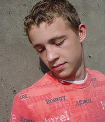Alexander at a wall 58eeacc28cbb9.jpg