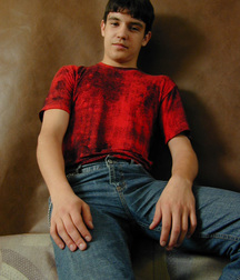 Artyom 58f113751571a.jpg