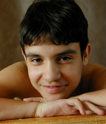 Artyom 58f114243445a.jpg