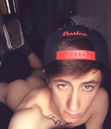 Moar Hot Bois  56b0290131b8c.jpg