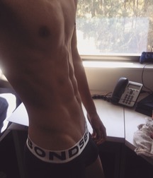 Hot Bois 4 5983d0d0ef71d.jpg